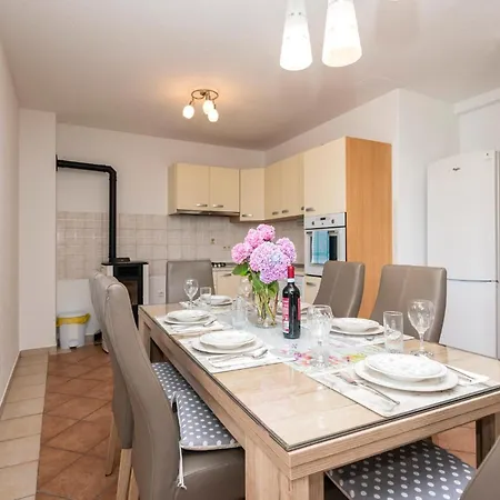 Two-bedroom In * Zagvozd