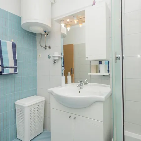 Two-bedroom In 公寓